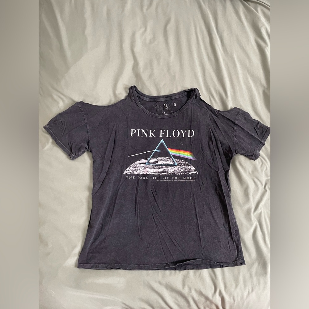 Pink Floyd band tee (Forever 21)